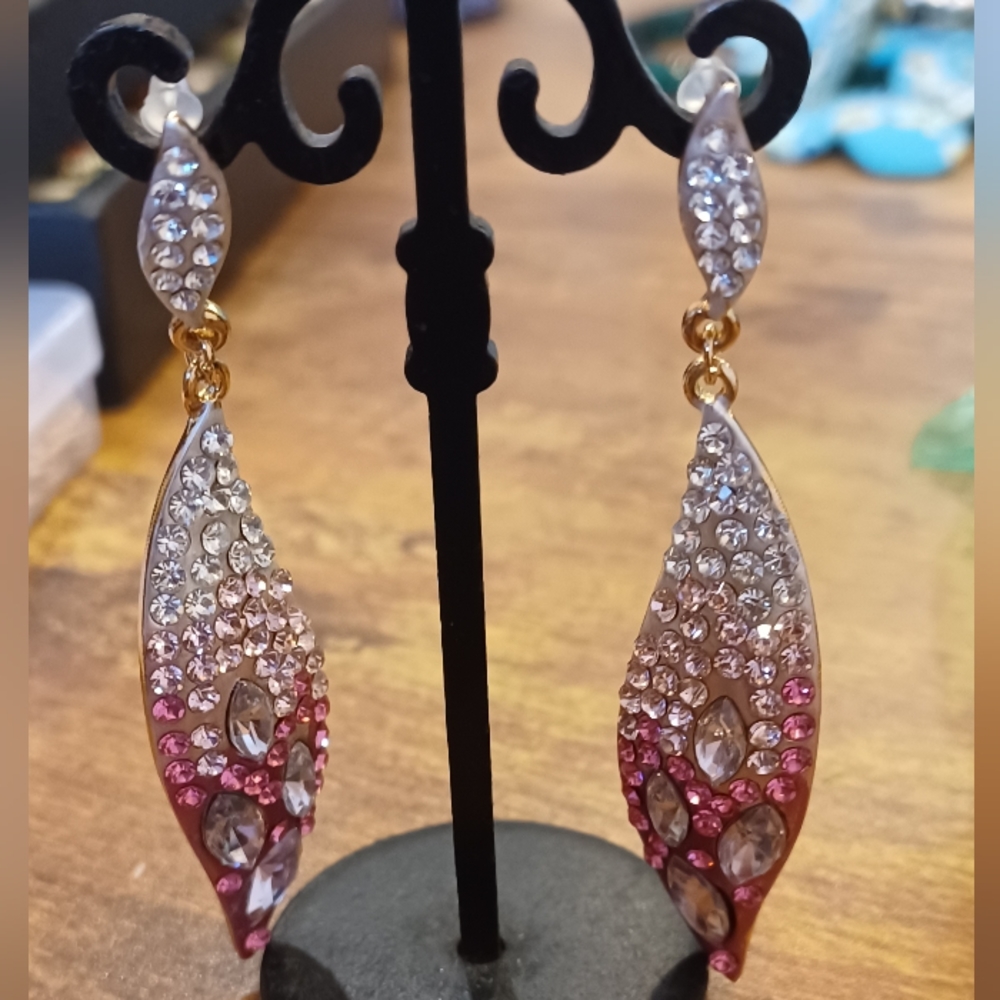 Crystal Statement Dangle Ombre Earrings - image 1